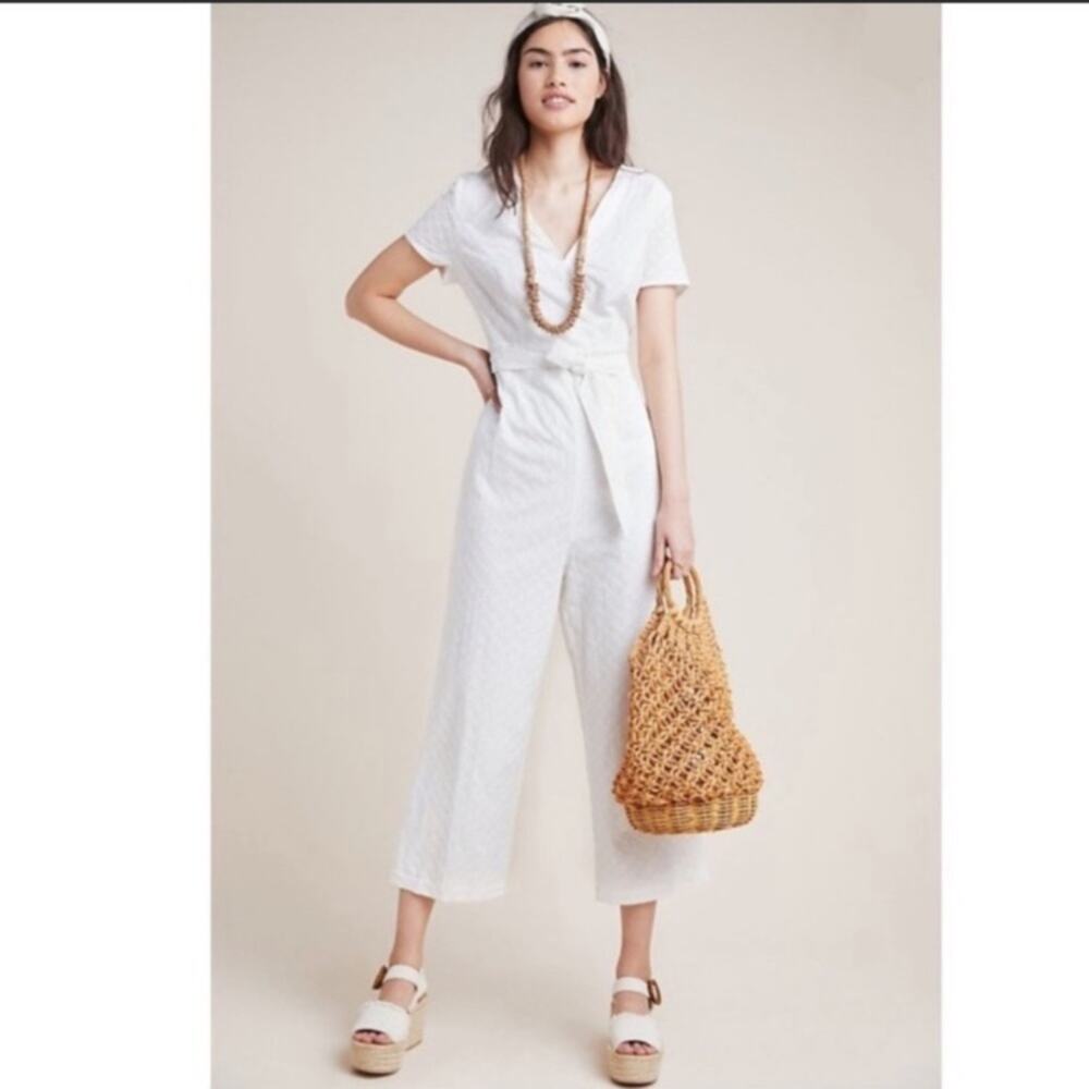 White V-Neck Short Sleeve Jumpsuit with Tie Waist